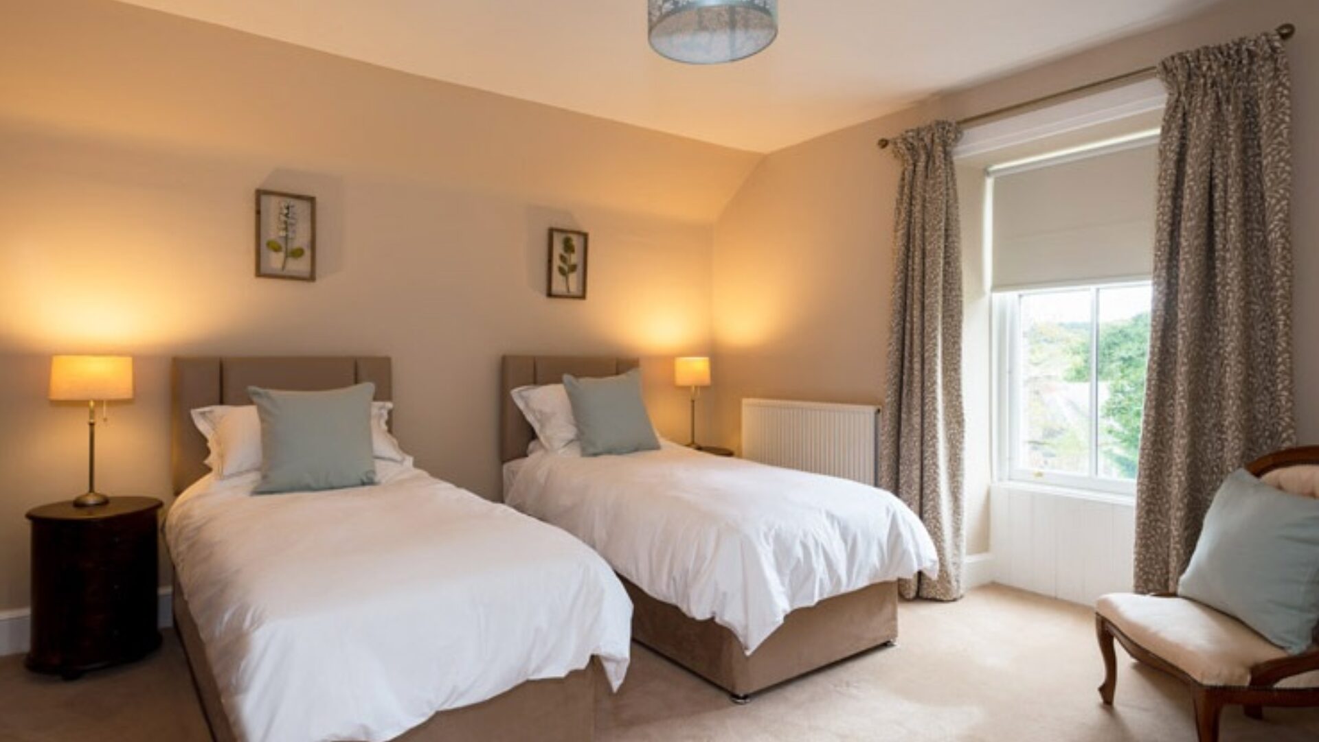 South Persie twin bedroom