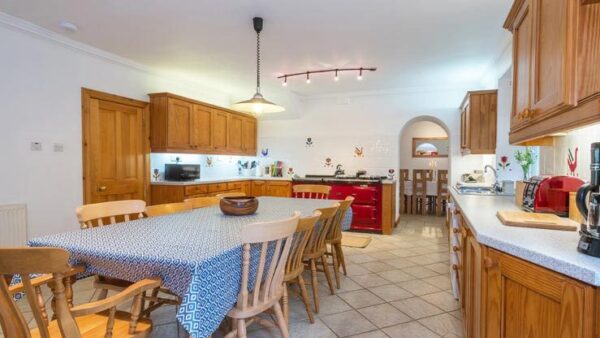 South Persie kitchen 1