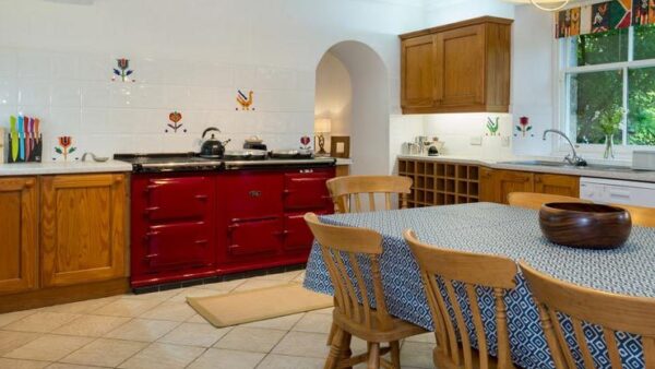 South Persie kitchen2 1