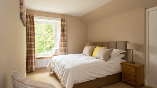 South Persie second double bedroom