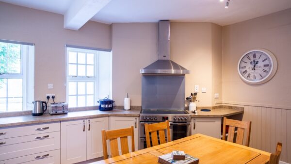 LA 015 Dower Kitchen 1620 x 1080
