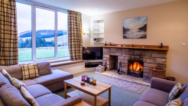 LA 151 Dalmunzie House Living Room 1620 x 1080