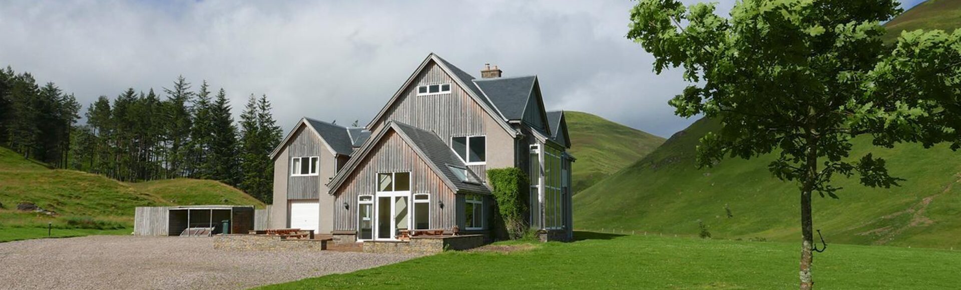 Dalmunzie House